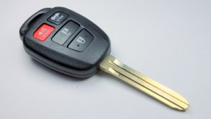 klíč toyota lexus corolla camry tlačítka yaris hilux rav4