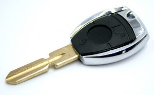 klíč mercedes benz a class w168 actros atego axor c class w202 e class w210 g class ml w163 sprinter vito tlačítka dálkové ovládání obal schránka planžeta