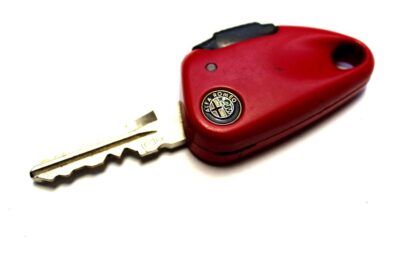 klíč alfa romeo vystřelovací 156 145 146 147 155 164 spider brera gt